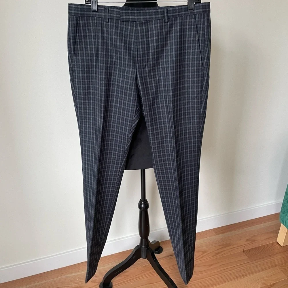 Gucci Men’s Blue Black Gray Check Plaid Wool Trouser Pants EUC Size 48R